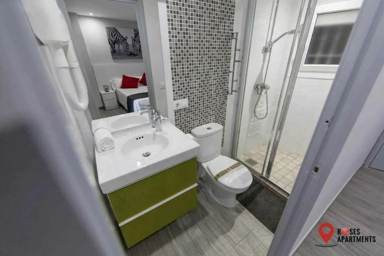 Roses Apartments Red Loft Vista Mar Lateral 0*,  Spanien