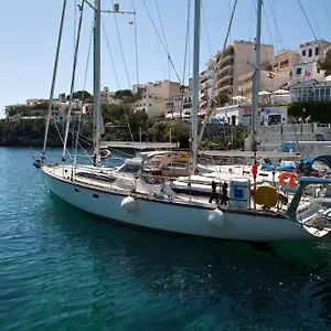 https://llevant-cala-figuera-mallorca.allmallorcahotels.com